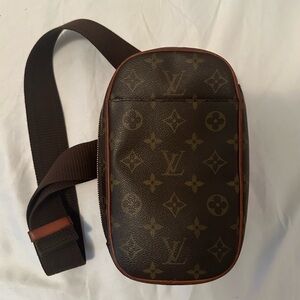 Louis Vuitton Pochette Gange Monogram Canvas